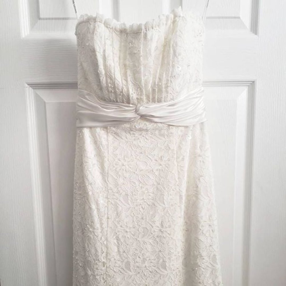 David's Bridal Wedding dress Style VW9469 - Picture 5 of 8